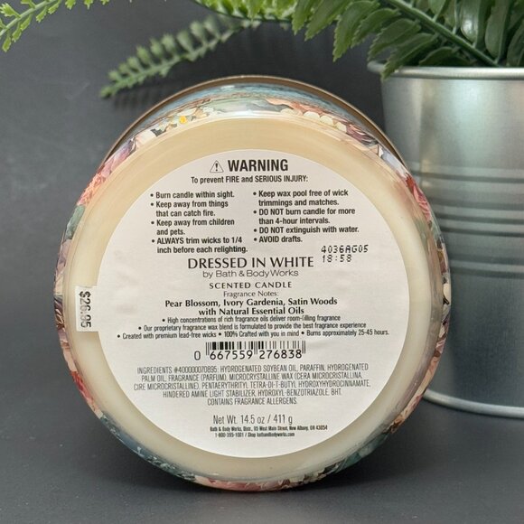 BBW Dressed In White Bath & Body Works 3 Wick Candle - Picture 9 of 10